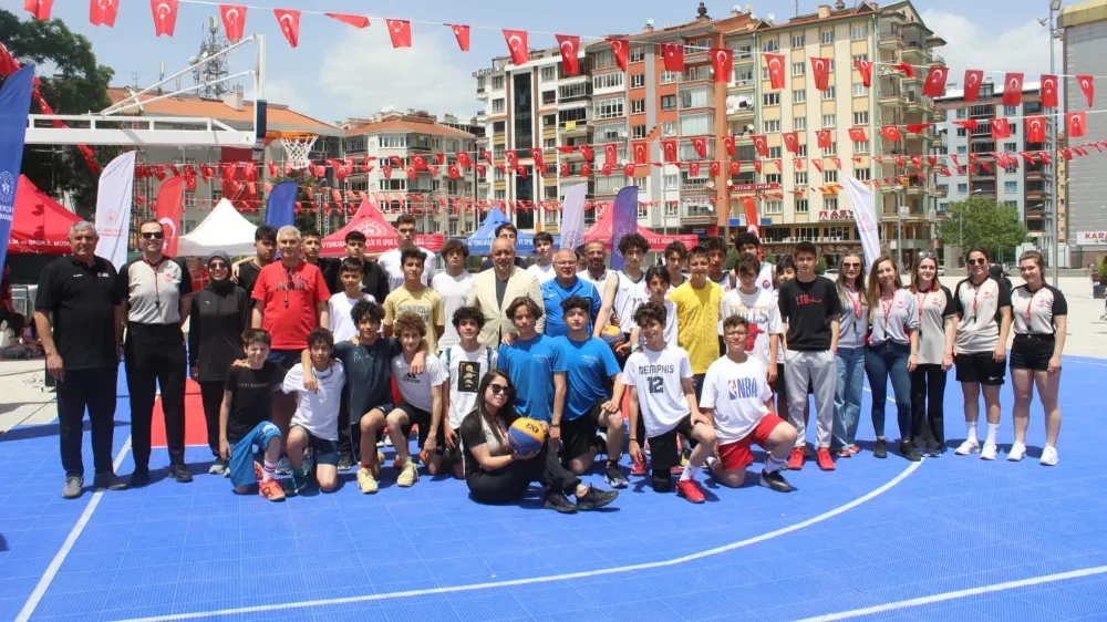 19 Mayıs Gençlik Kupası 3x3 Basketbol Turnuvası Başladı